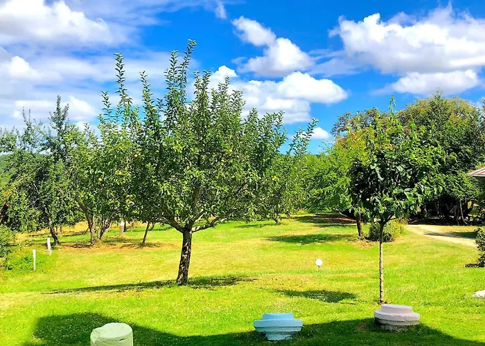 Domaine Le Berdoy Nocleg ze śniadaniem *