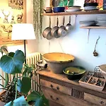 Domaine Le Berdoy Bed & Breakfast