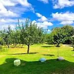 Domaine Le Berdoy Bed & Breakfast *