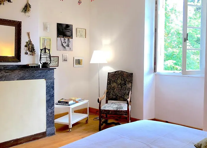 Domaine Le Berdoy Bed & Breakfast *
